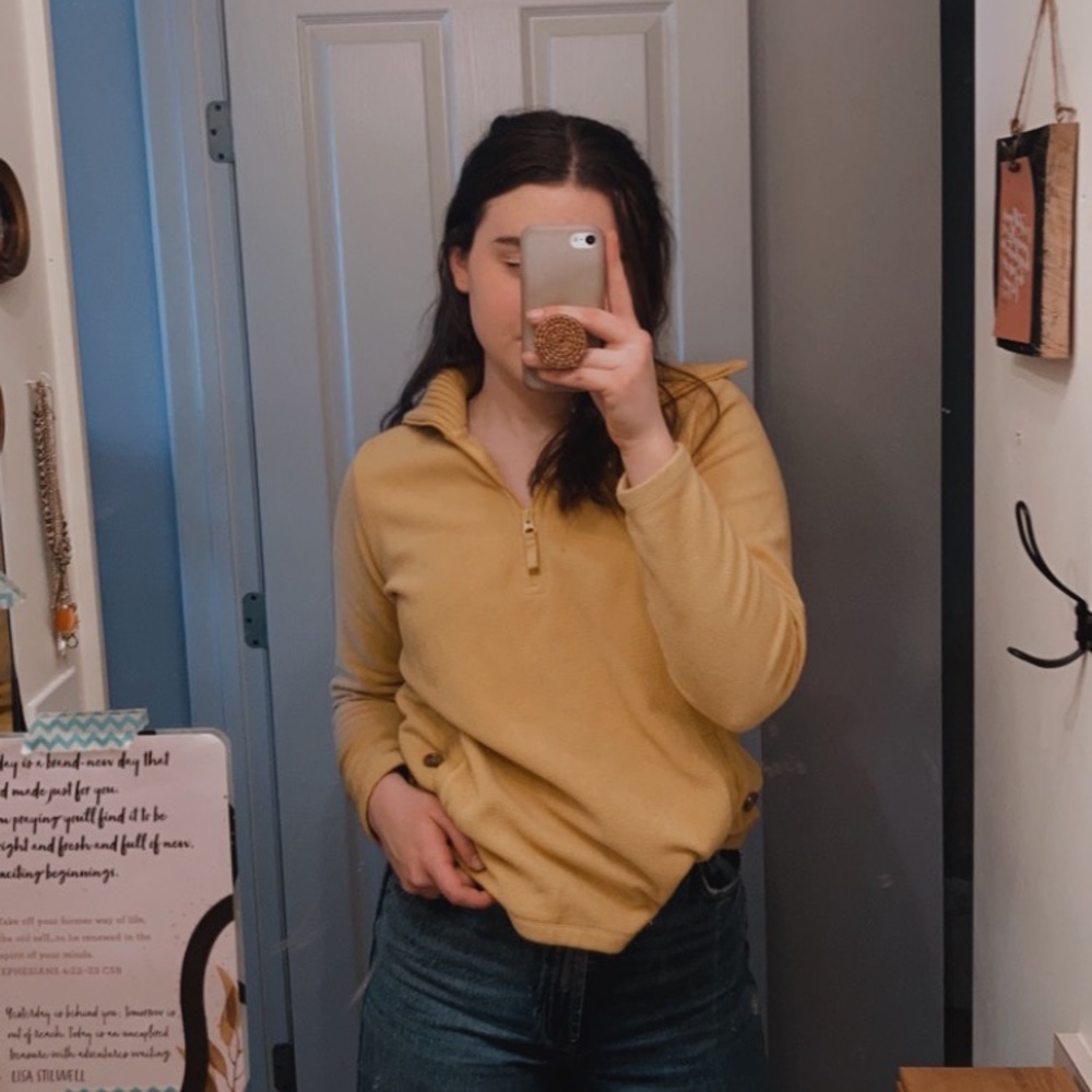 VINTAGE never worn yellow sweater